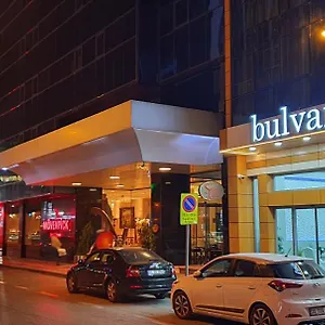 Отель Bulvar, Измир